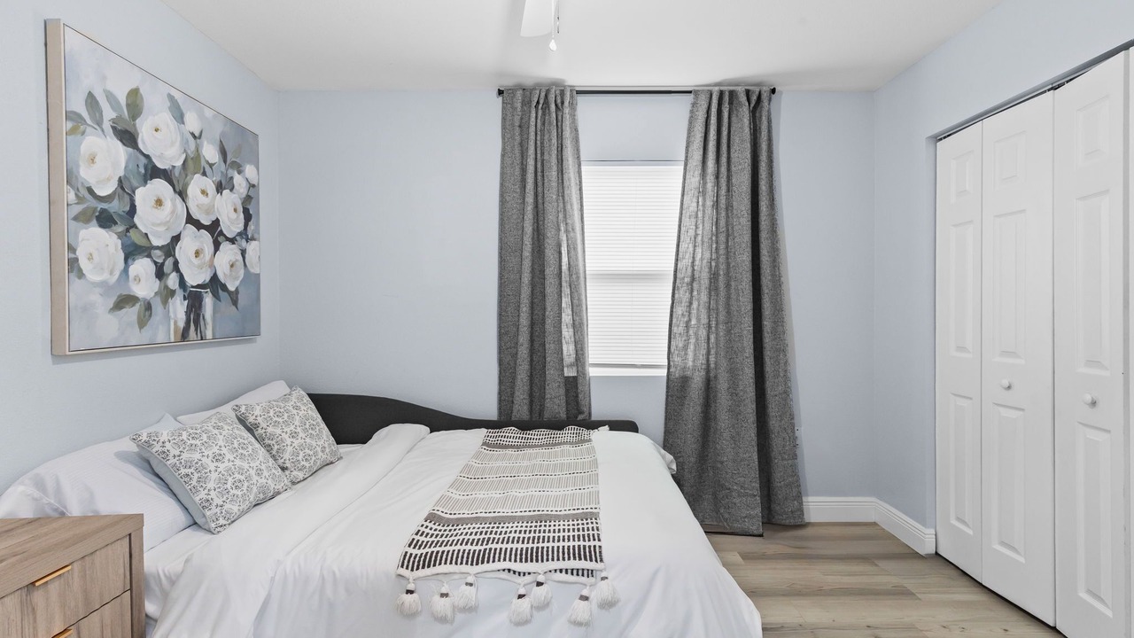 Photo of Bedroom in Orient Park