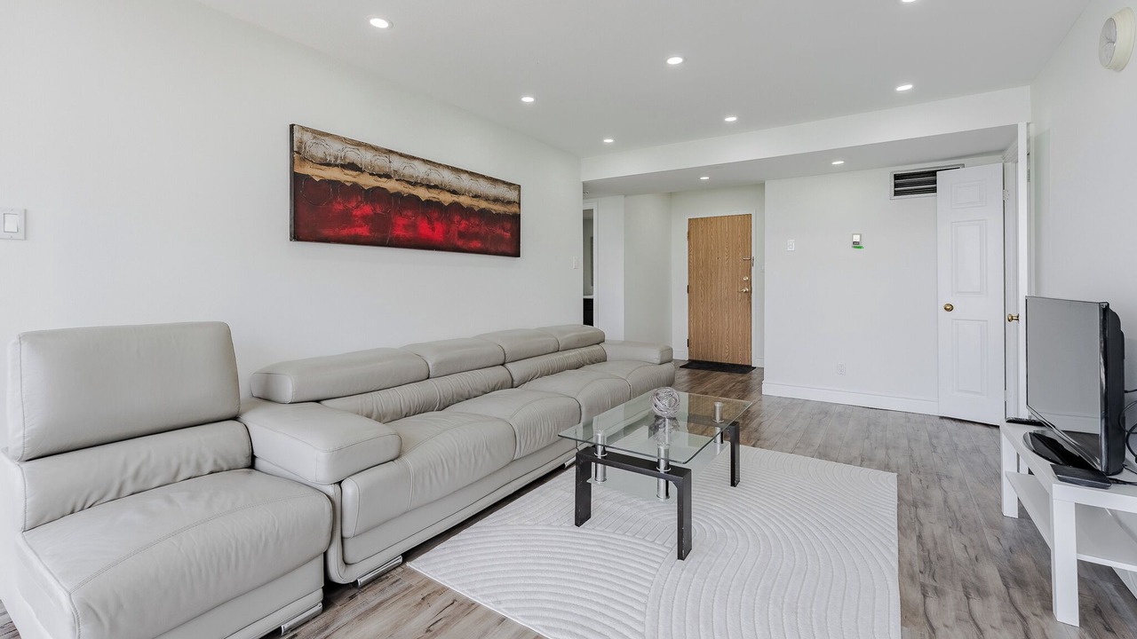 Photo of Livingroom in Rathwood