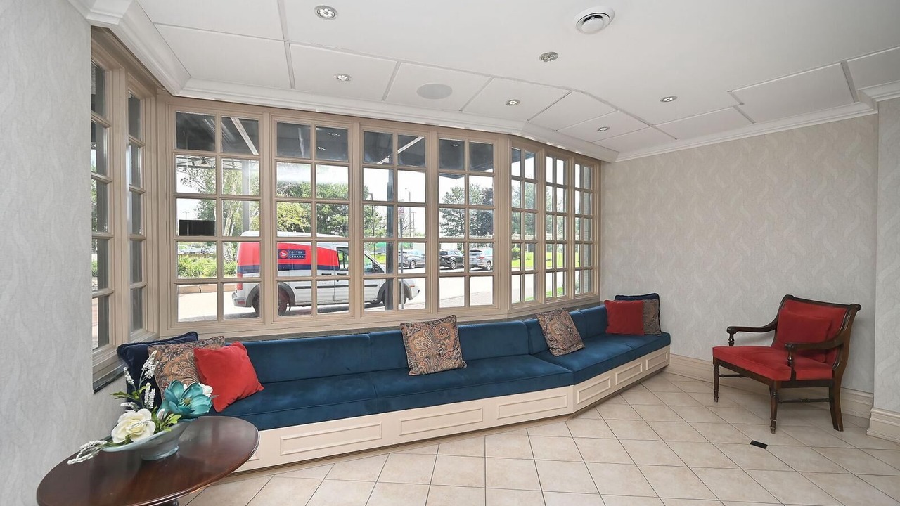 Photo of Livingroom in Rathwood