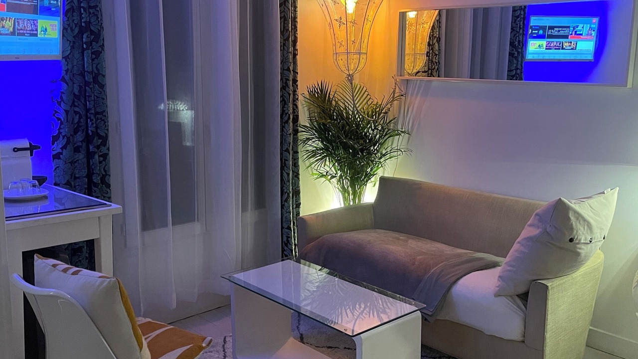 Photo of Livingroom in Notre-Dame-des-Champs