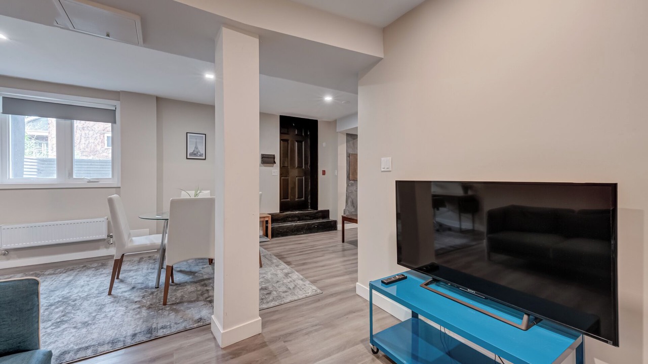 Photo of Livingroom in Parkdale