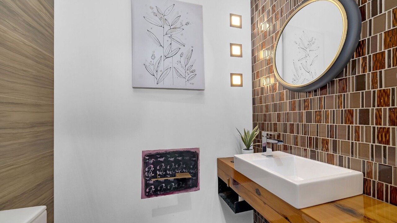 Photo of Bathroom in Caledon