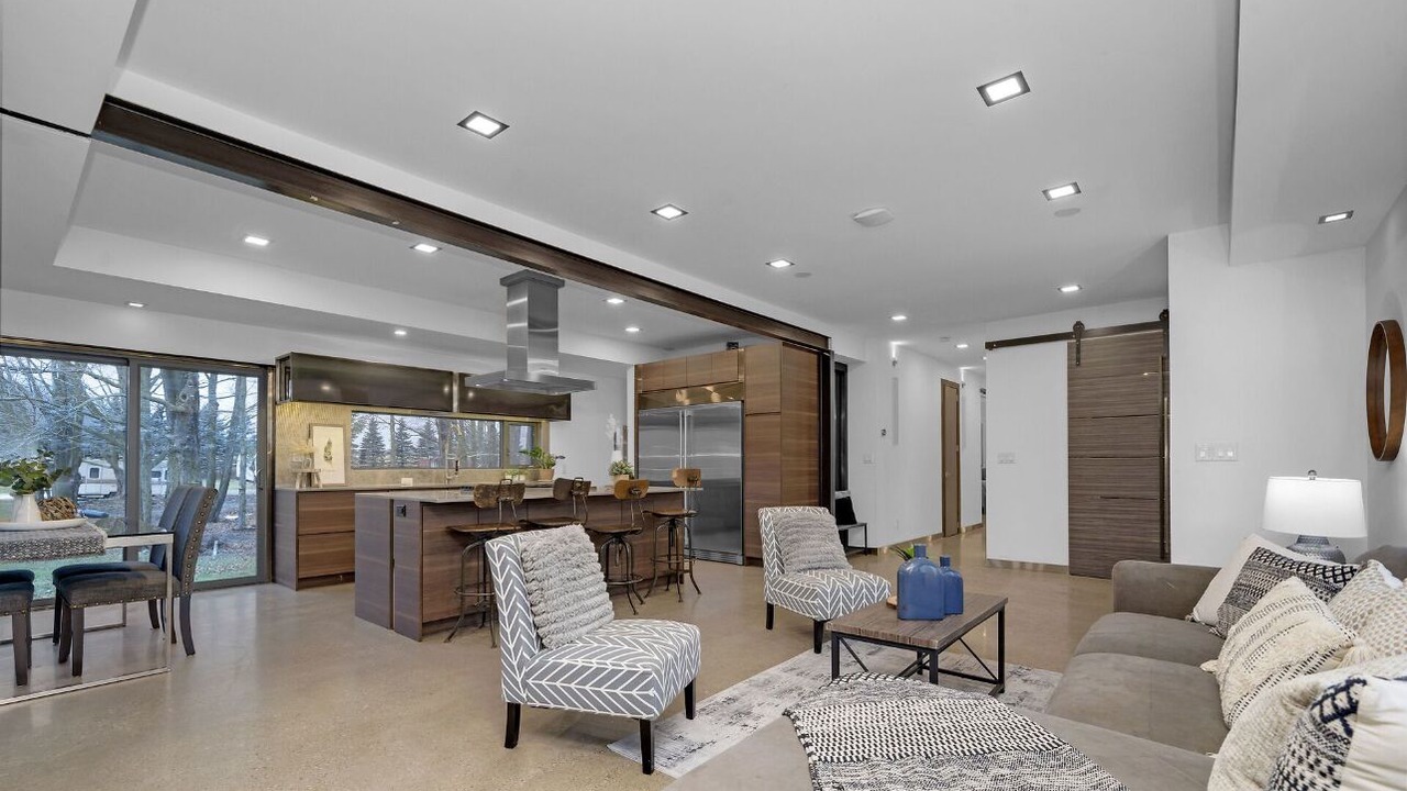 Photo of Livingroom in Caledon