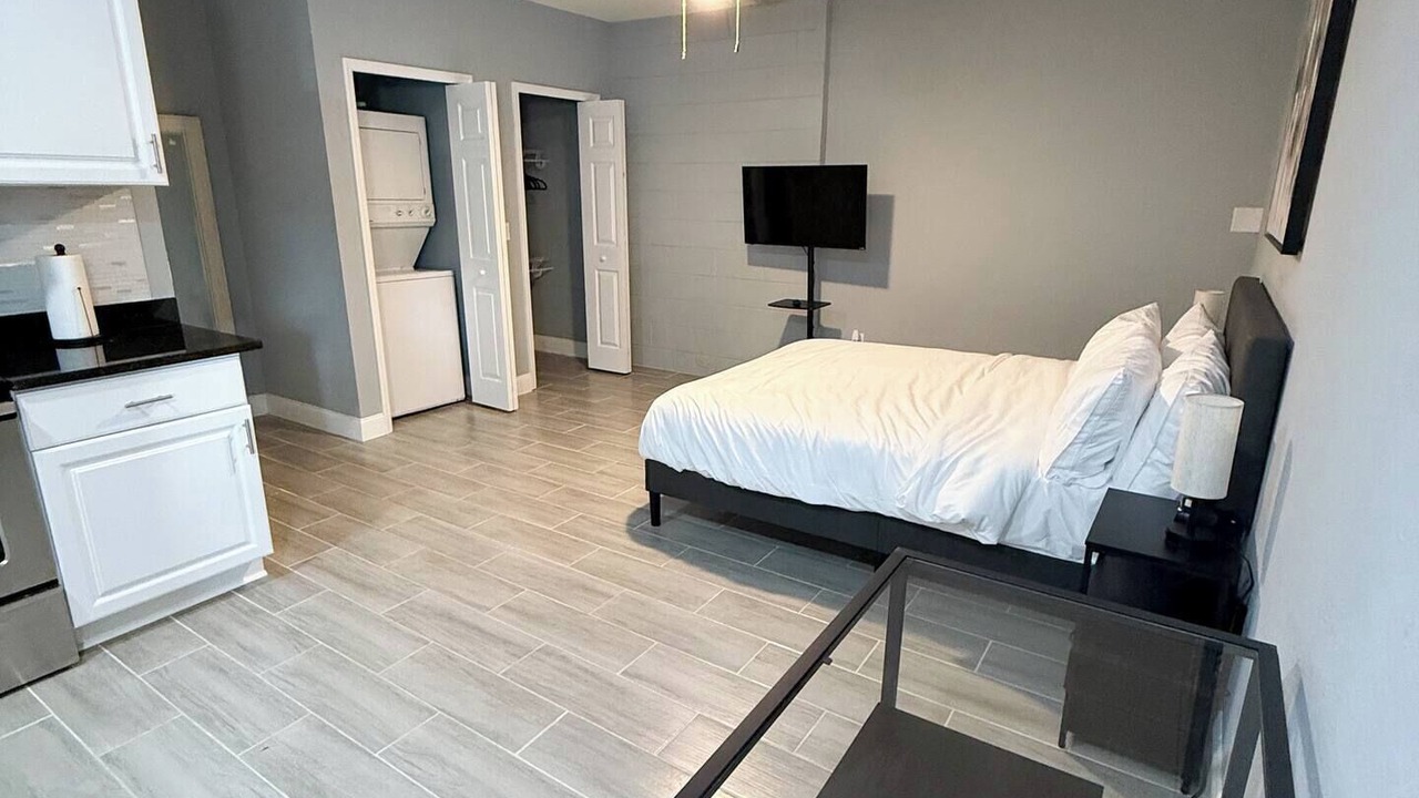 Photo of Bedroom in Casselberry