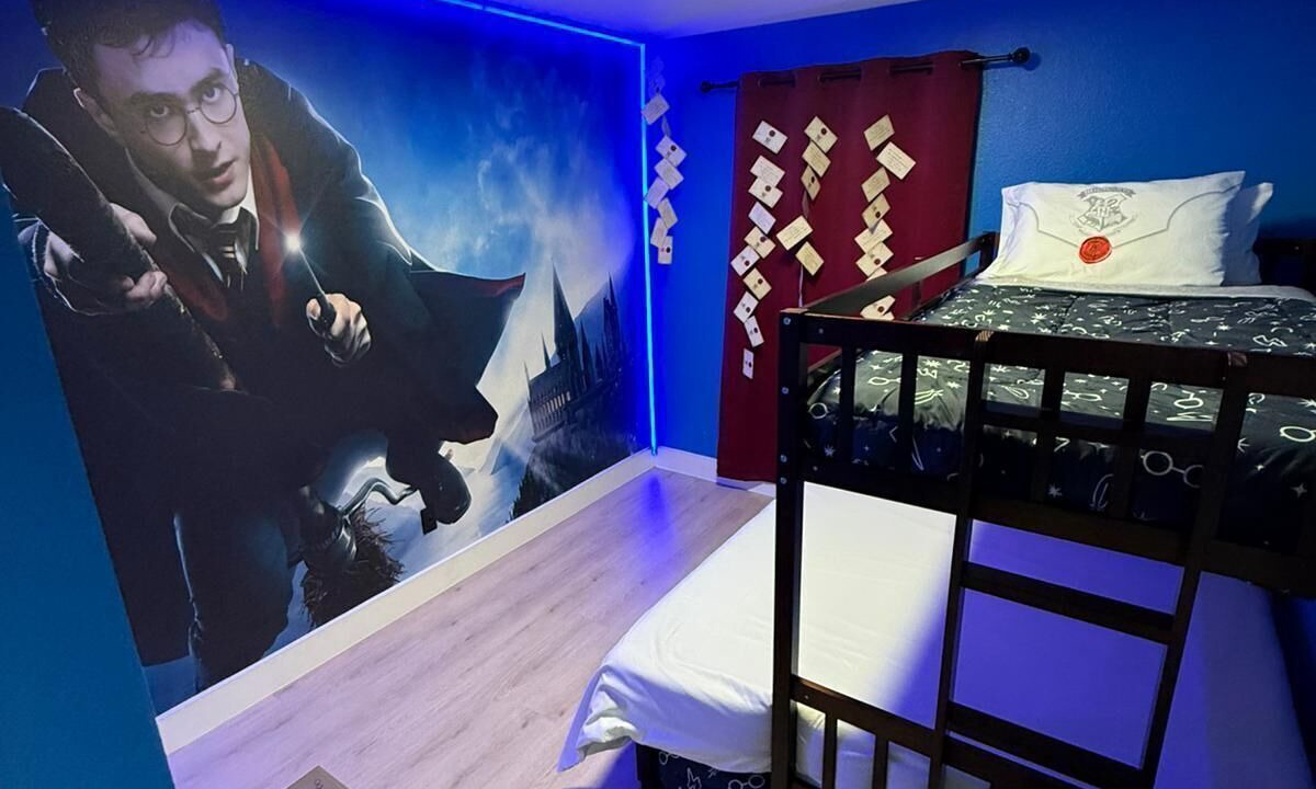 Photo of Bedroom in Seasons