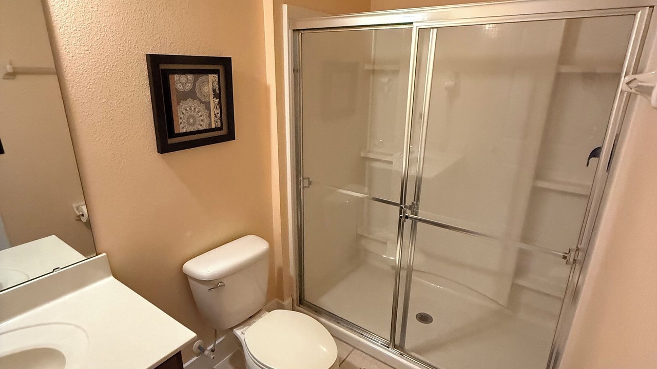 Photo of Bathroom in Seasons