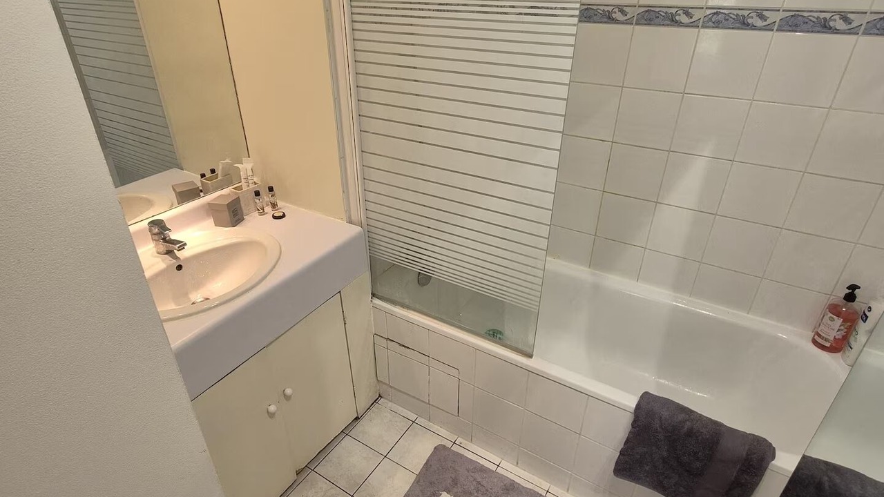 Photo of Bathroom in Gambetta