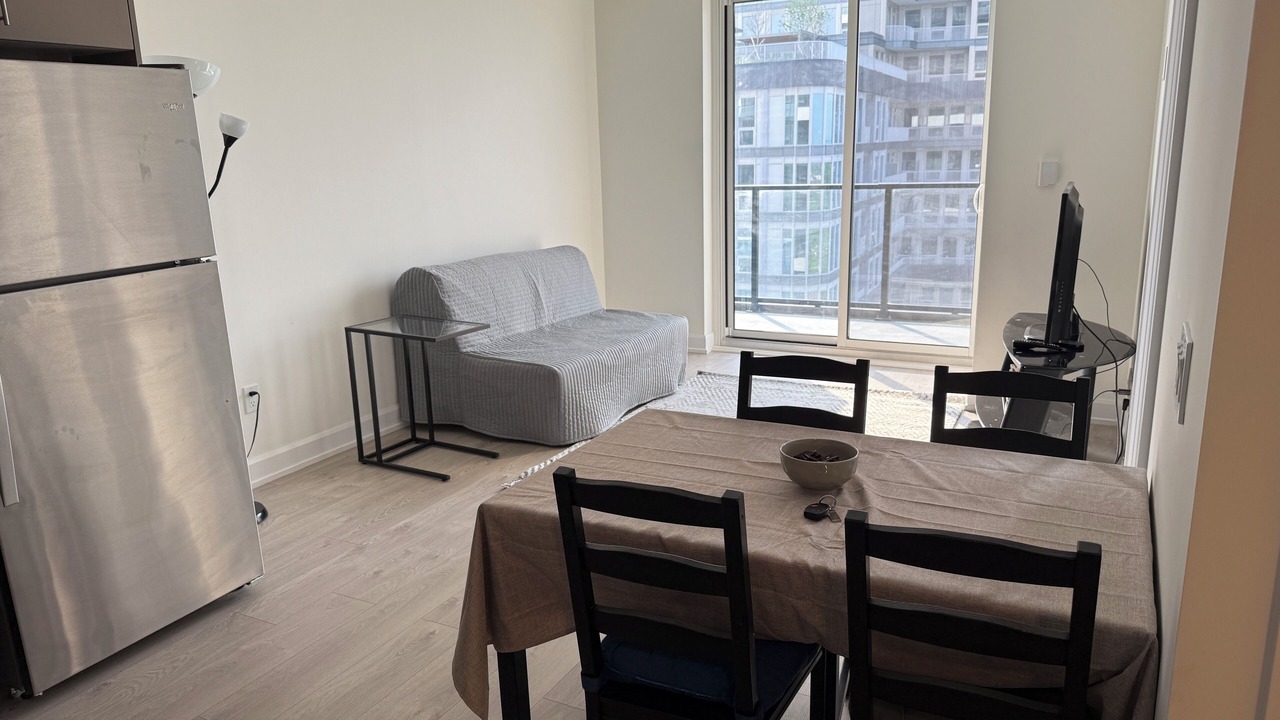 Photo of Livingroom in Oakville