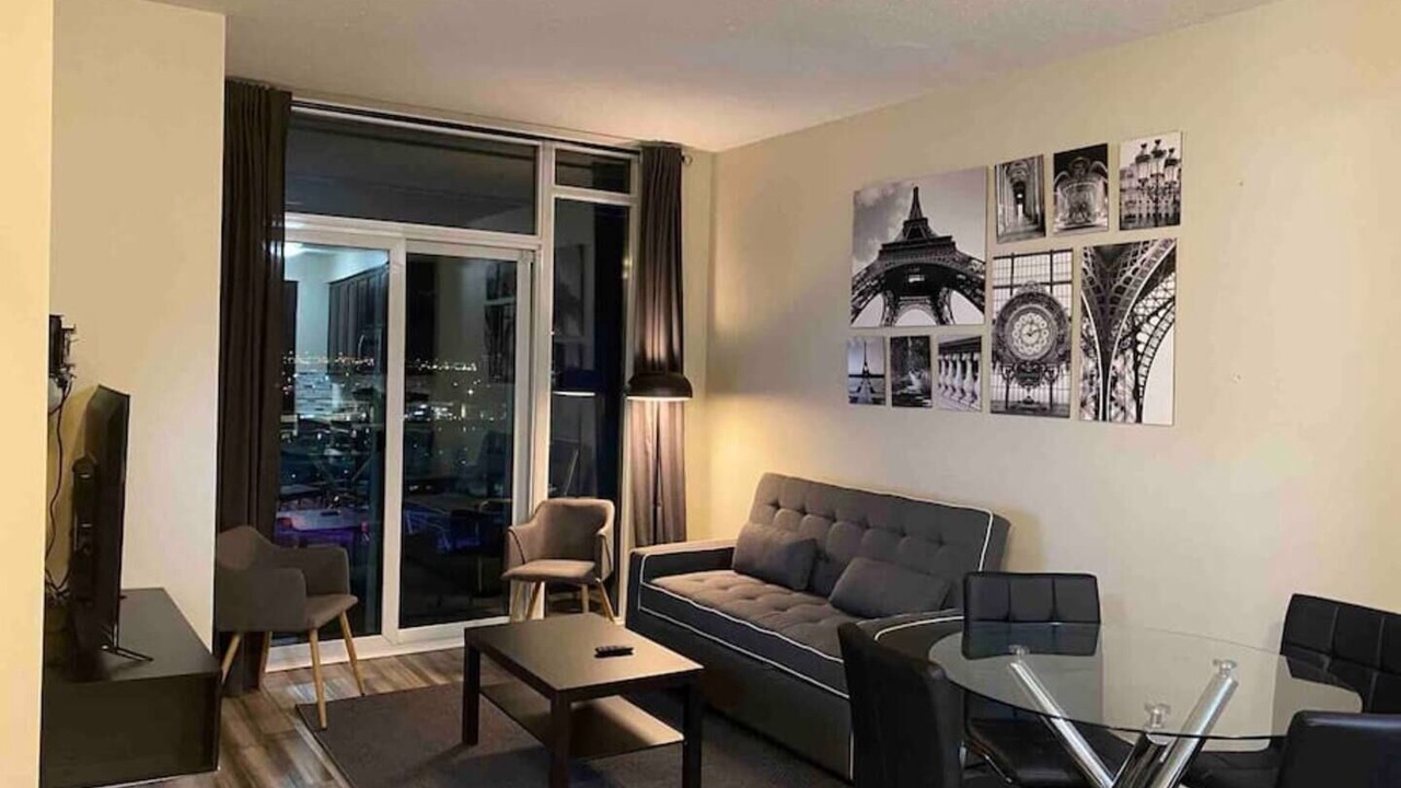 Photo of Livingroom in Downtown Mississauga
