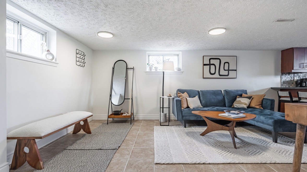 Photo of Livingroom in Lakeview