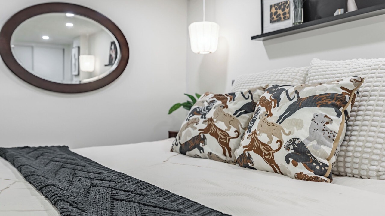 Photo of Bedroom in Lakeview