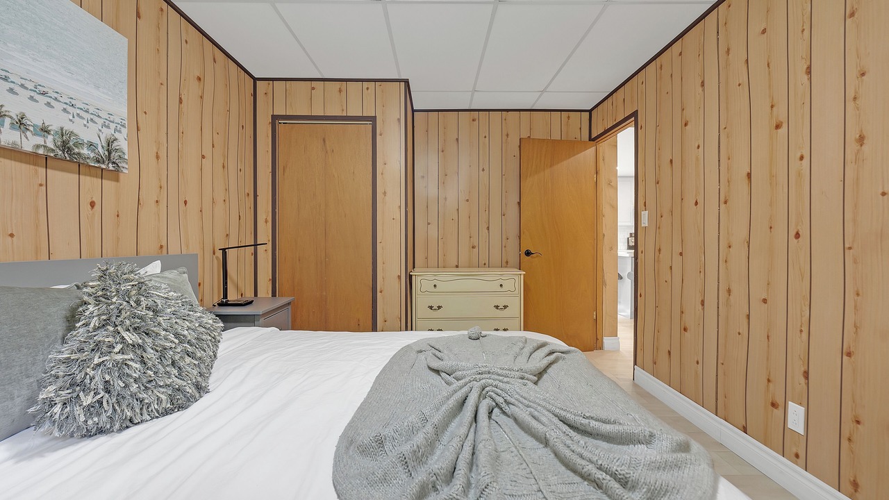 Photo of Bedroom in Coboconk