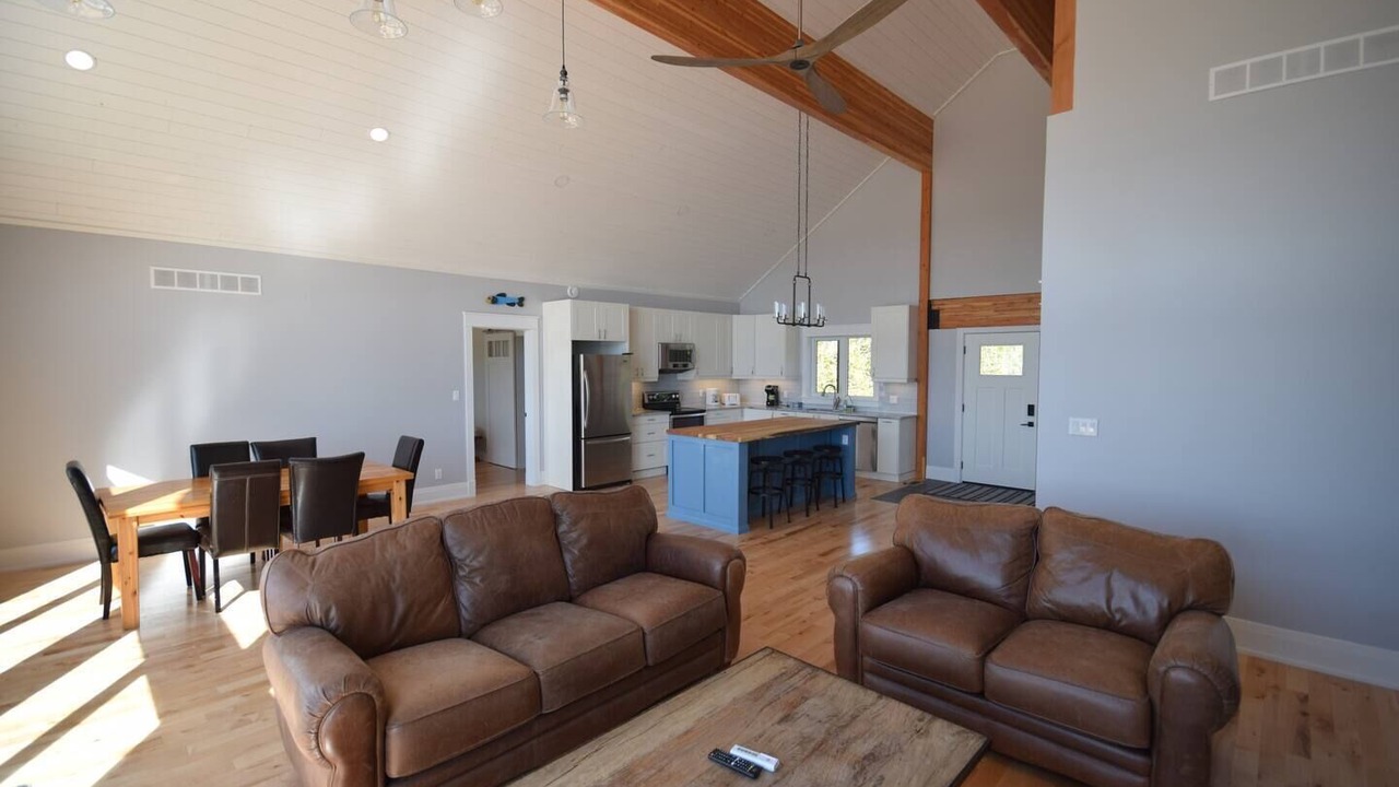 Photo of Livingroom in Tobermory
