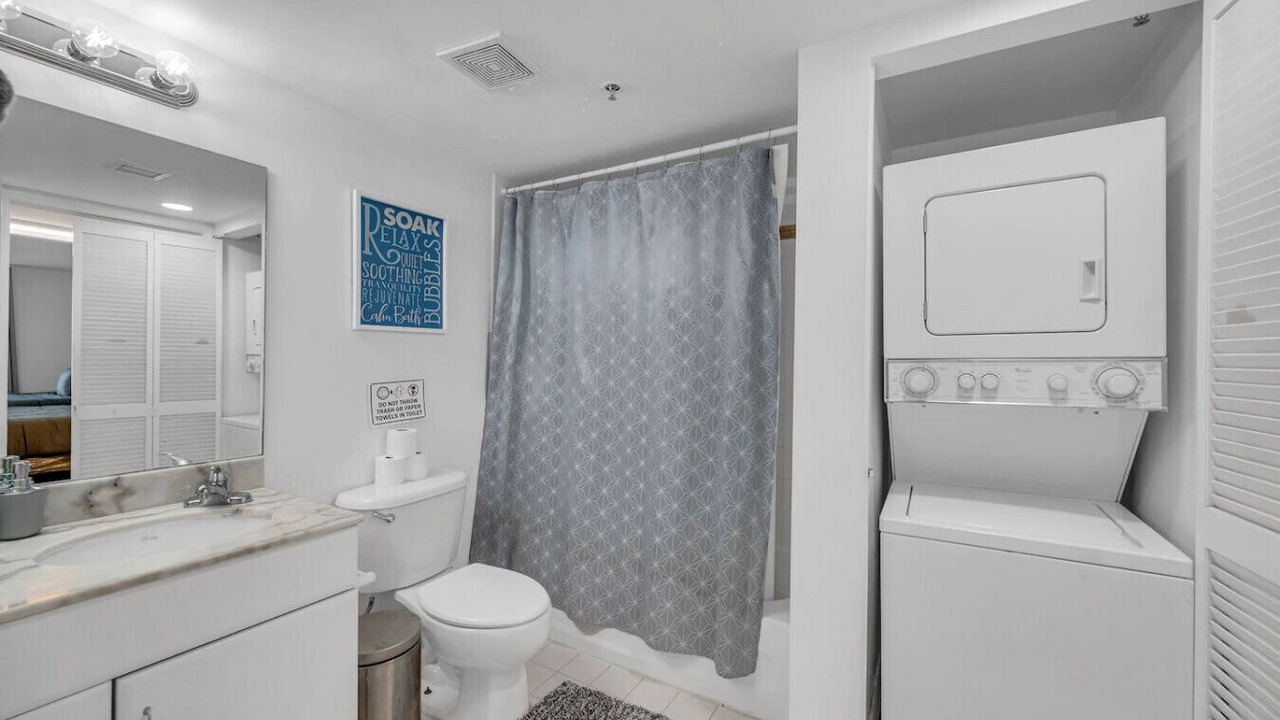 Photo of Bathroom in Brickell