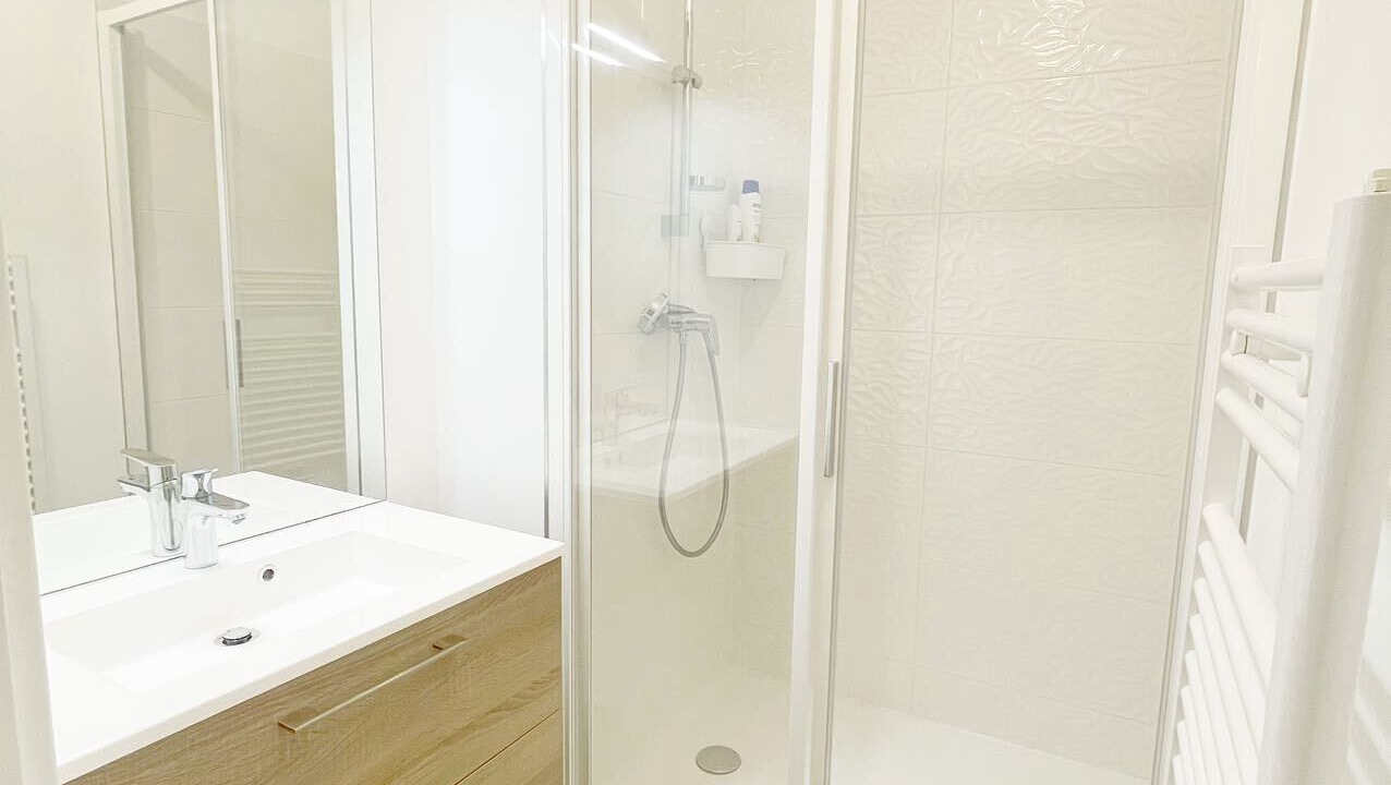 Photo of Bathroom in Bagneux