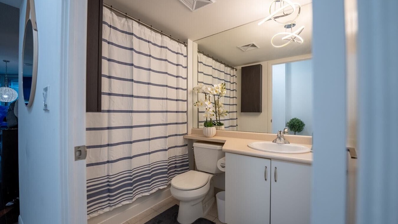 Photo of Bathroom in Fort York
