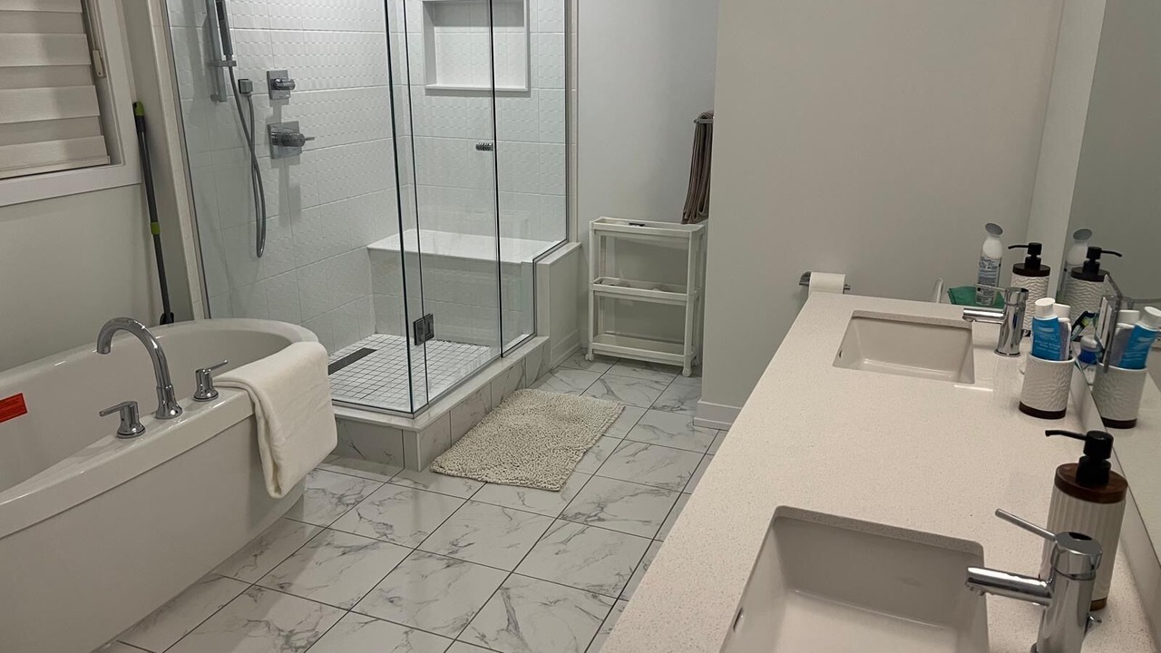 Photo of Bathroom in Bendale