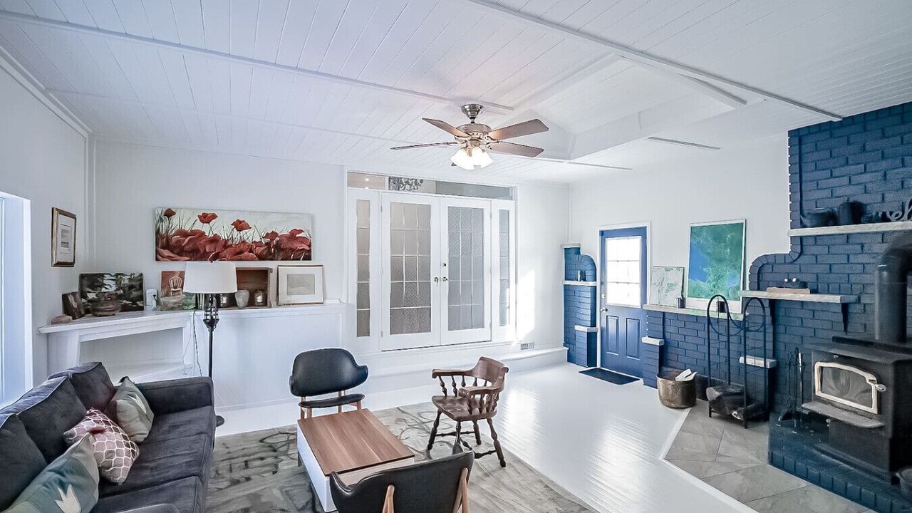 Photo of Livingroom in Flesherton