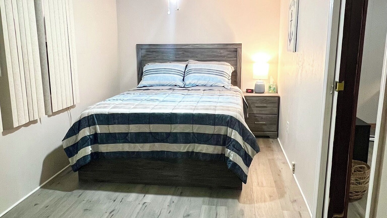 Photo of Bedroom in Crooked Lake