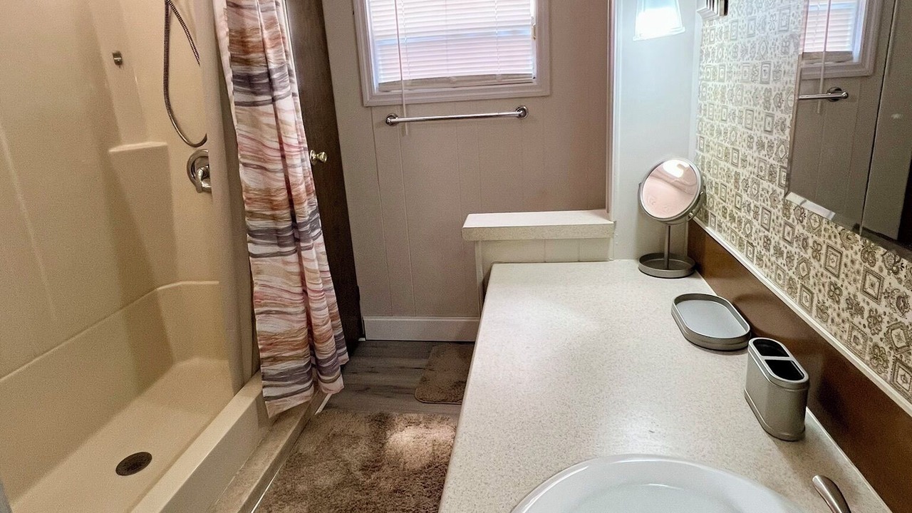 Photo of Bathroom in Crooked Lake