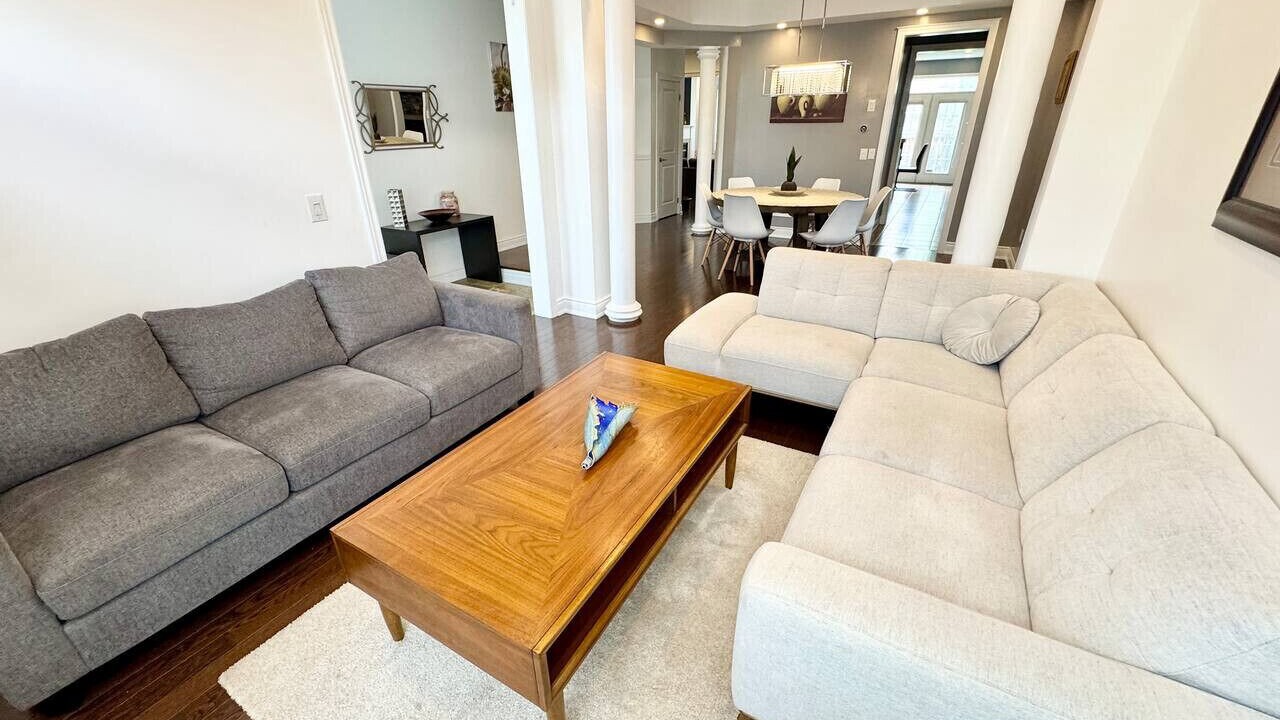 Photo of Livingroom in Brampton