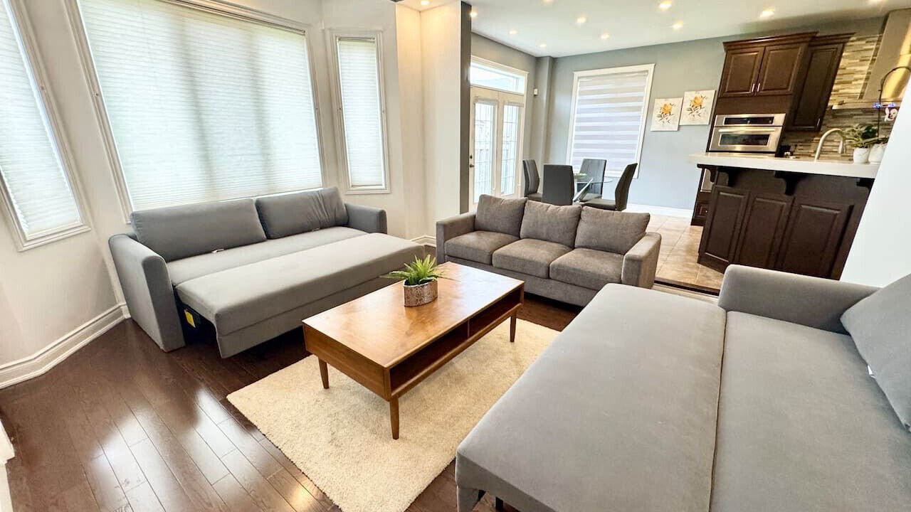 Photo of Livingroom in Brampton