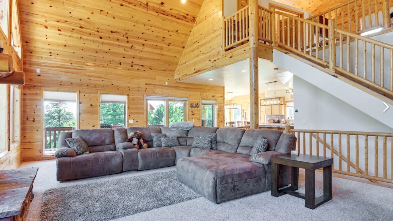 Photo of Livingroom in Long Valley Junction