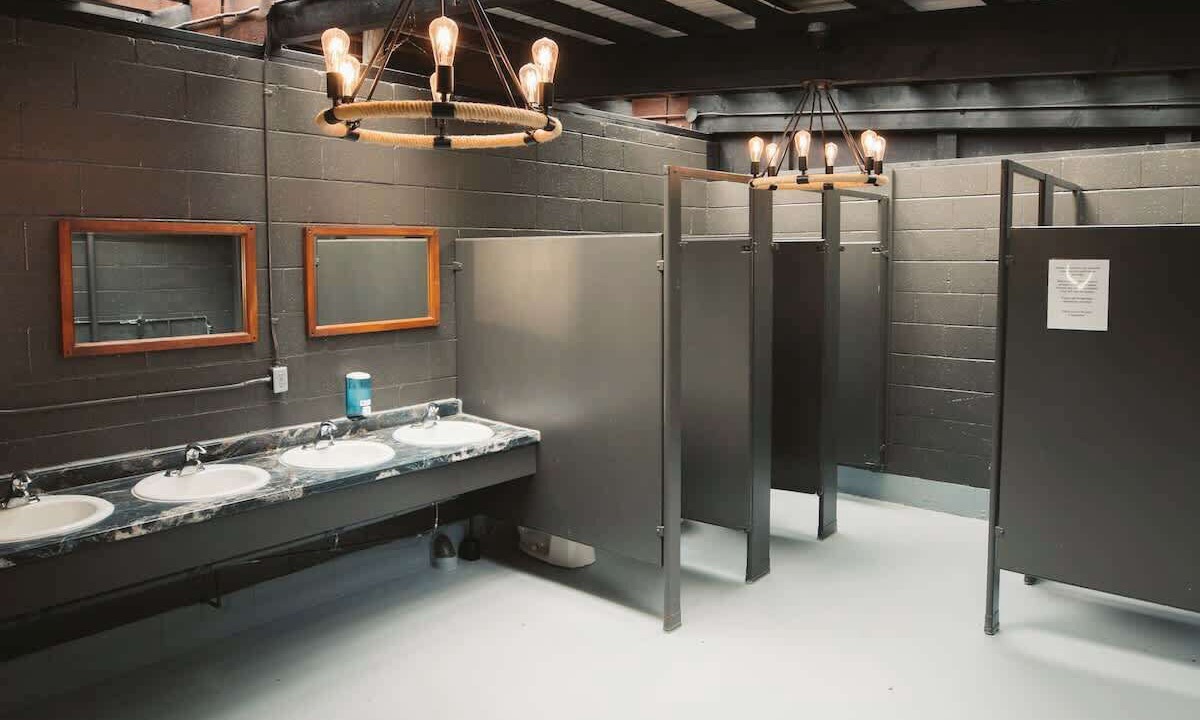 Photo of Bathroom in Miller Lake