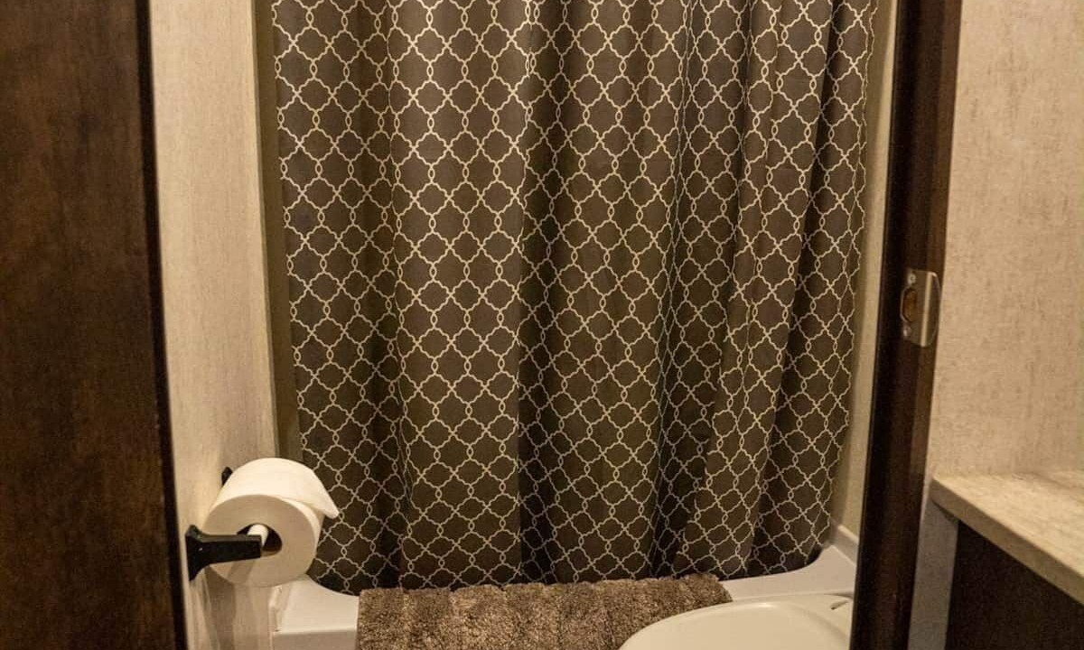 Photo of Bathroom in Miller Lake