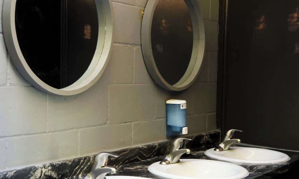 Photo of Bathroom in Miller Lake