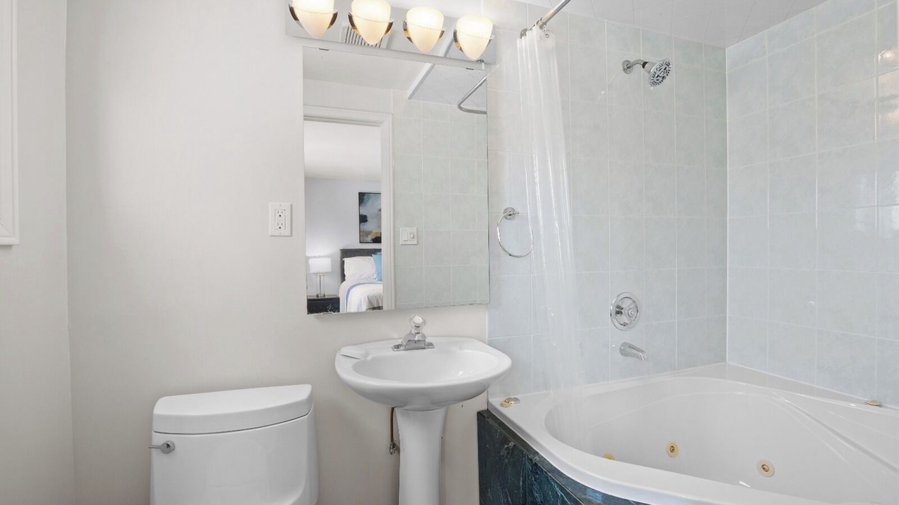 Photo of Bathroom in Agincourt North