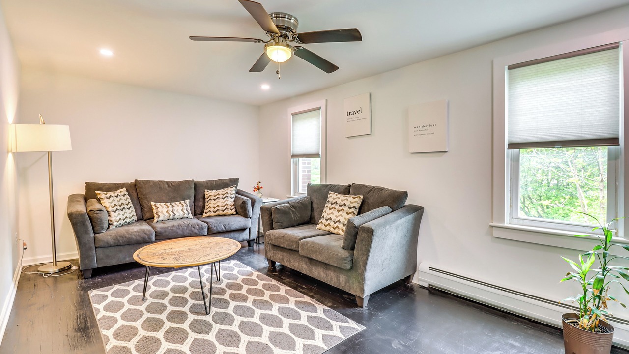 Photo of Livingroom in Saylorsburg