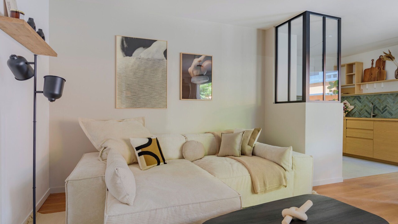 Photo of Livingroom in Suresnes