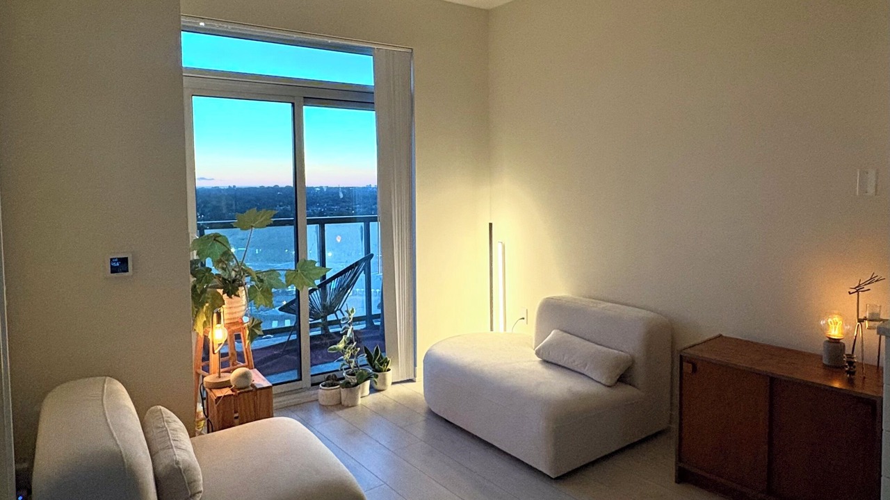 Photo of Livingroom in Humber Bay