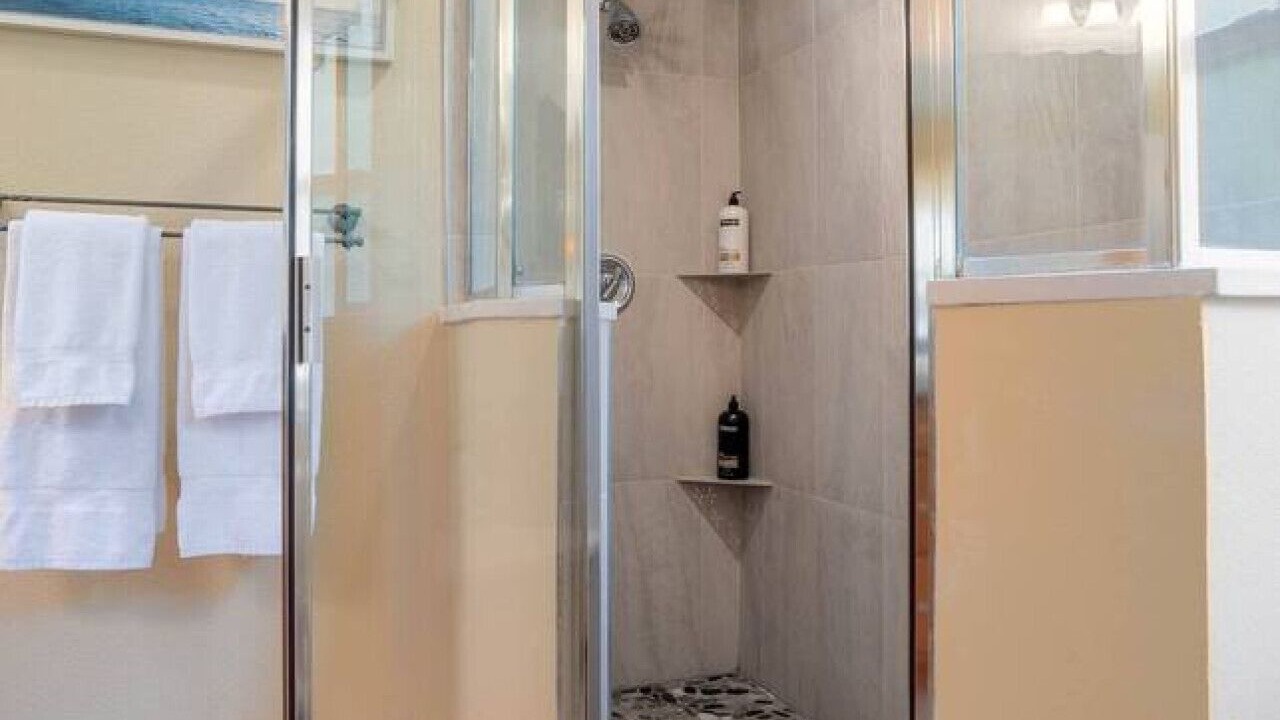 Photo of Bathroom in College Park