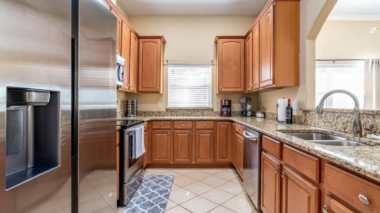 Photo of Kitchen in College Park