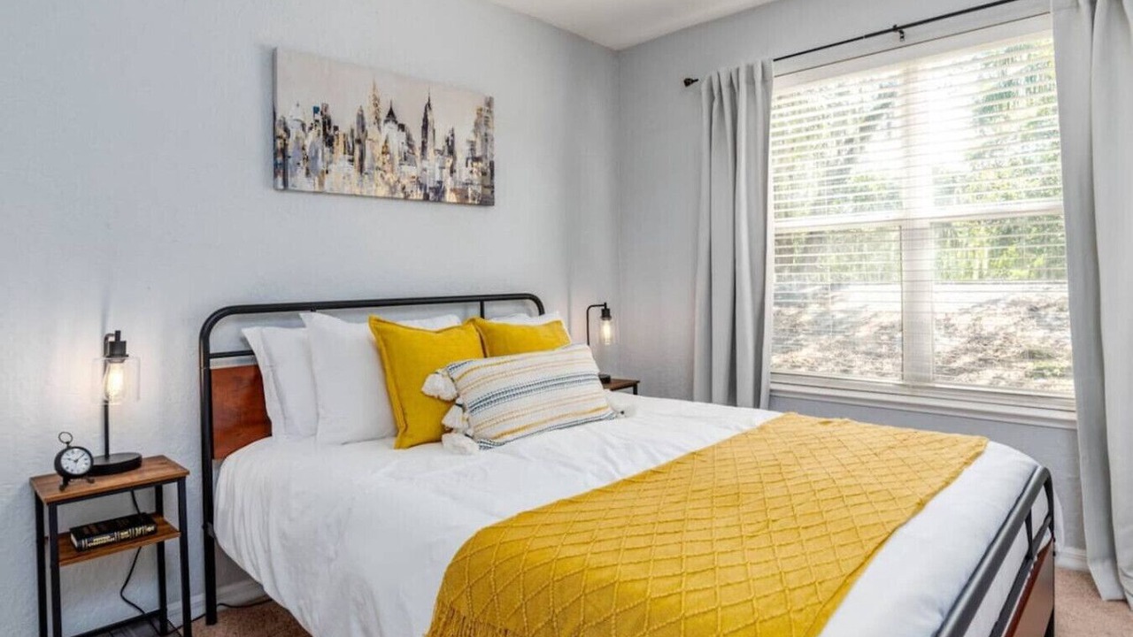 Photo of Bedroom in College Park