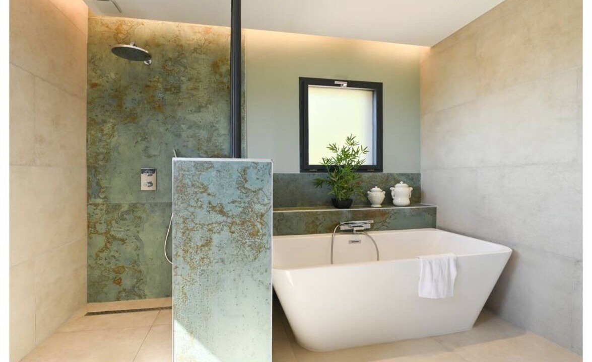 Photo of Bathroom in Zonza