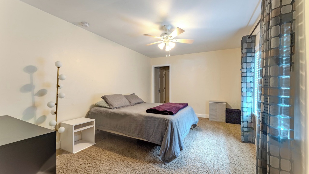Photo of Bedroom in Edgewood