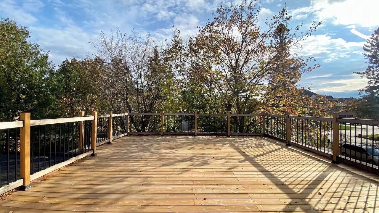 Photo of Outdoor in Richmond Hill