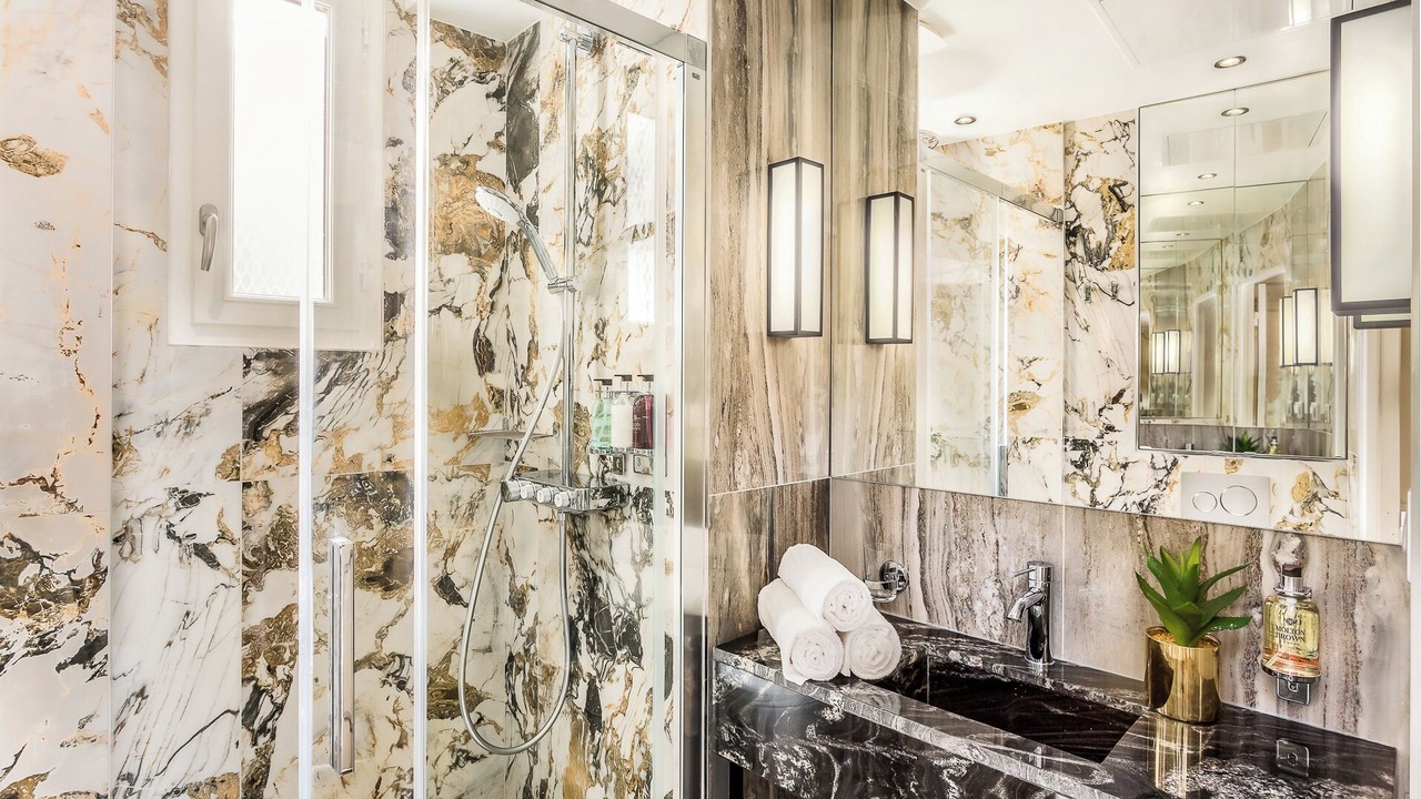 Photo of Bathroom in Les Halles