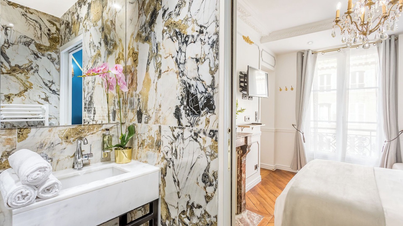 Photo of Bathroom in Les Halles