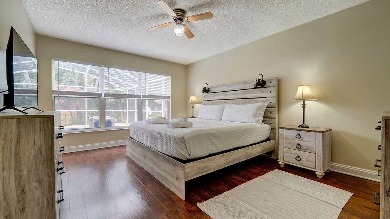Photo of Bedroom in Lindfields