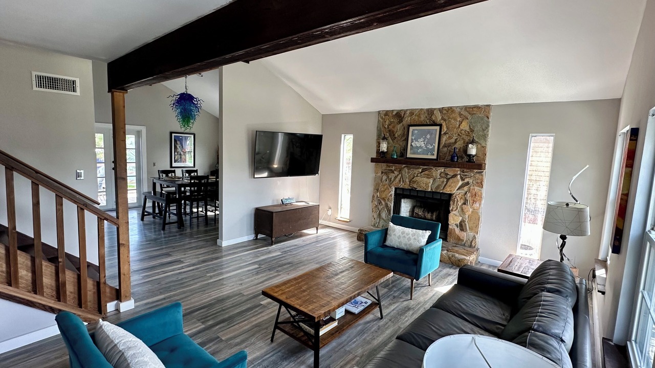 Photo of Livingroom in Shore Acres