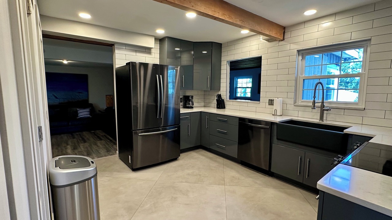 Photo of Bedroom in Shore Acres