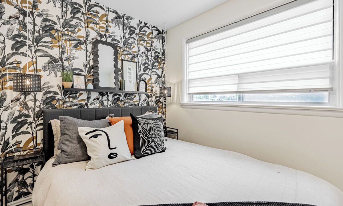 Photo of Bedroom in Lakeview