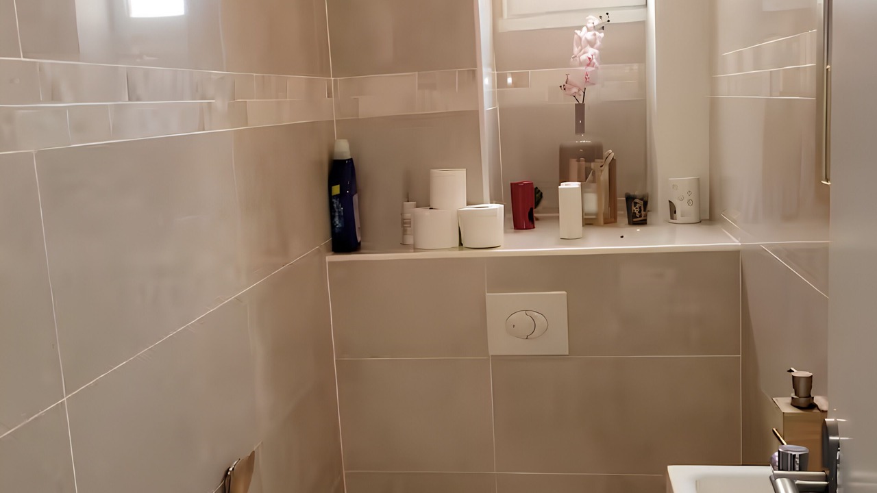 Photo of Bathroom in Chelles