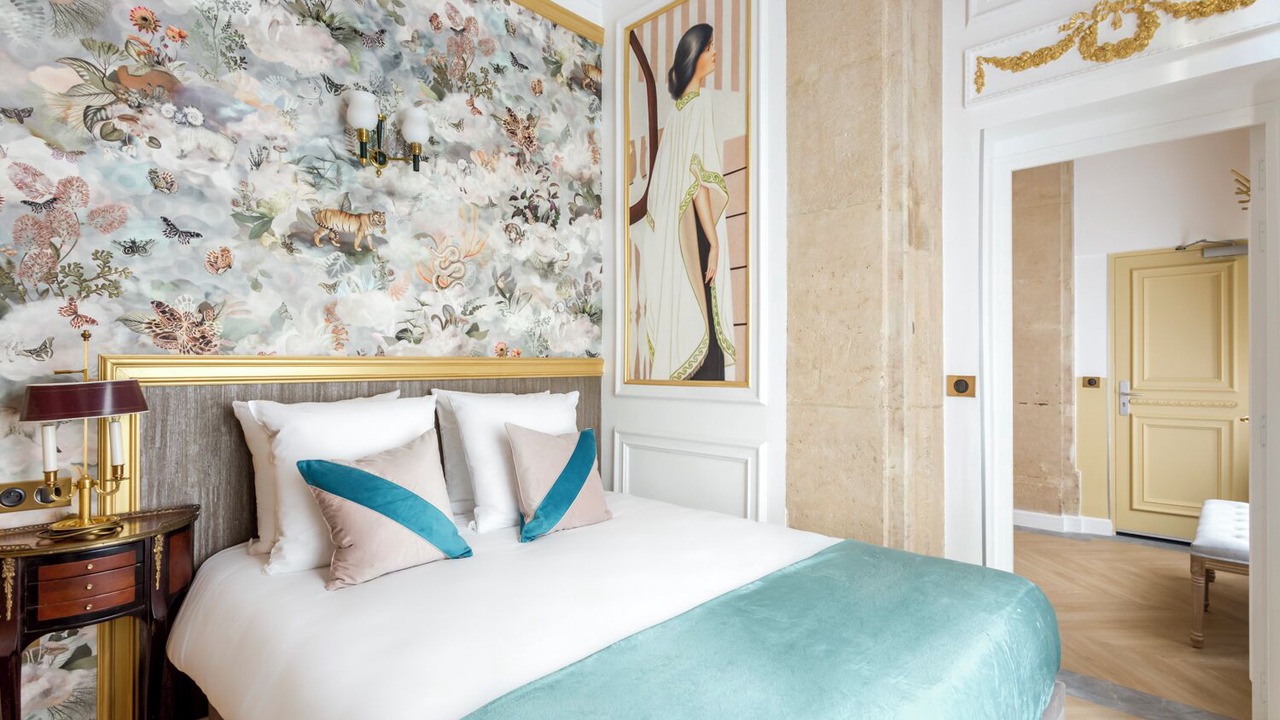 Photo of Bedroom in 8th Arrondissement