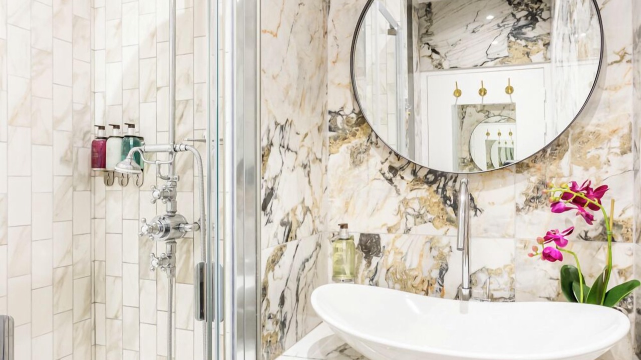 Photo of Bathroom in 8th Arrondissement