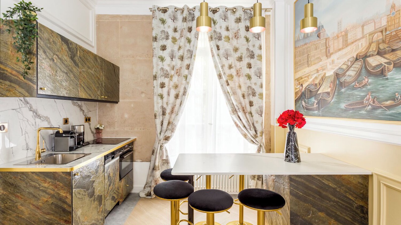 Photo of Kitchen in 8th Arrondissement